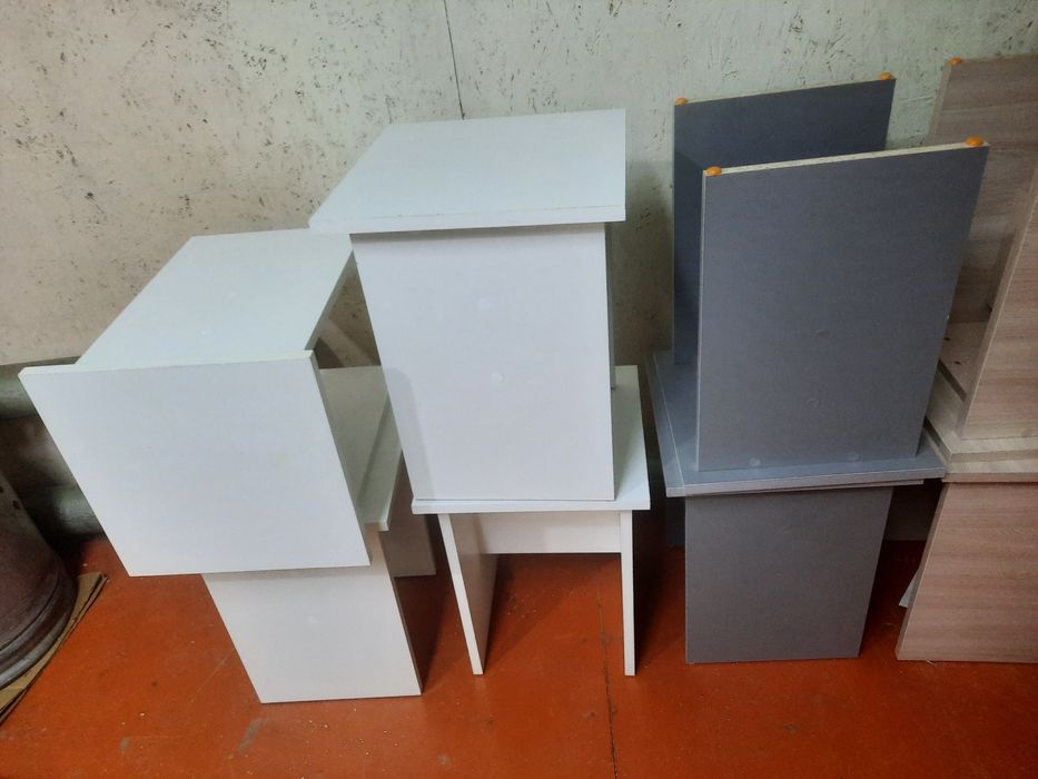 Продам новые табуретки