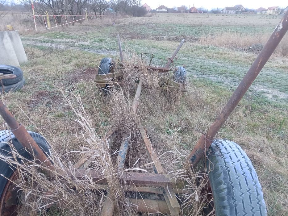 Vând ștraf fără scânduri