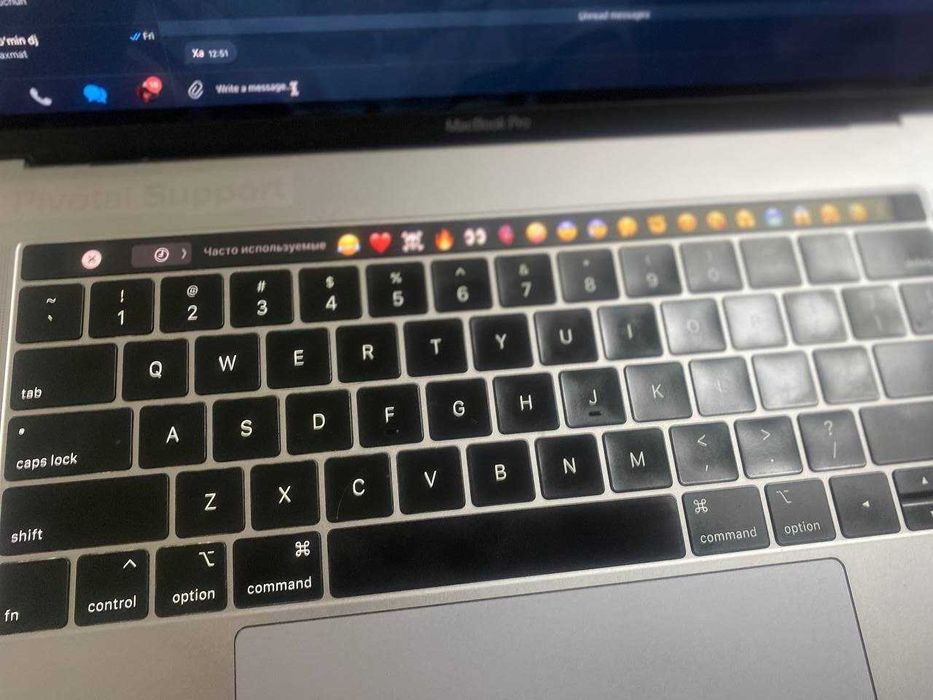 MacBook Pro Srochna Sotiladi