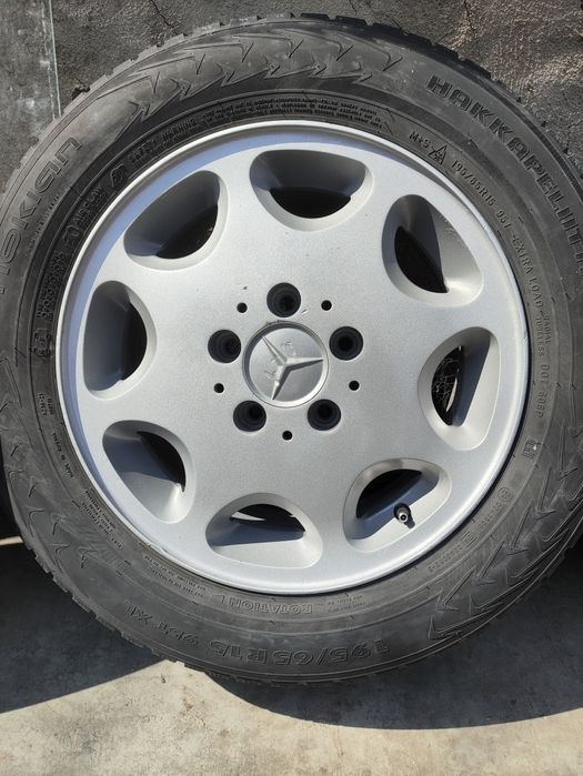 Диски с резиной Мерседес r15