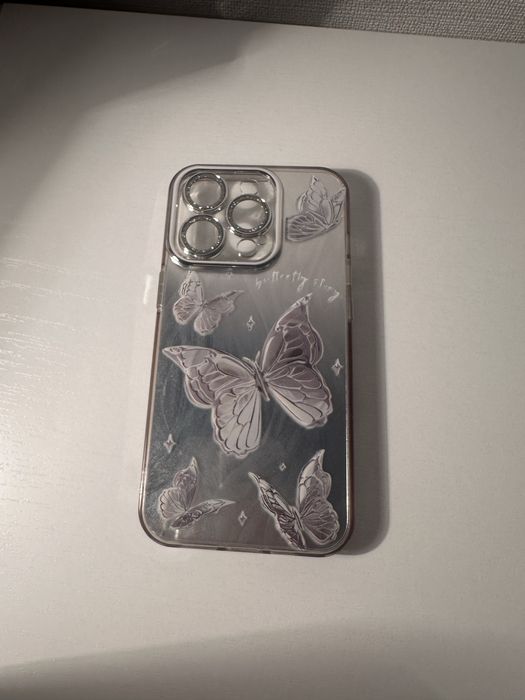 Чехлы на айфон 14 pro