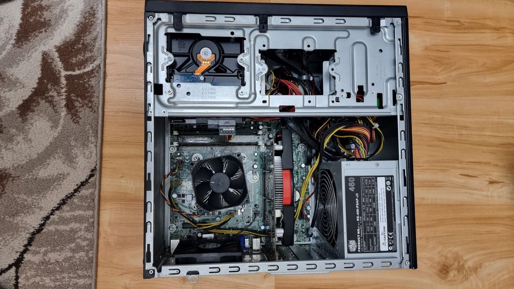 Компютър Hp с монитор Samsung