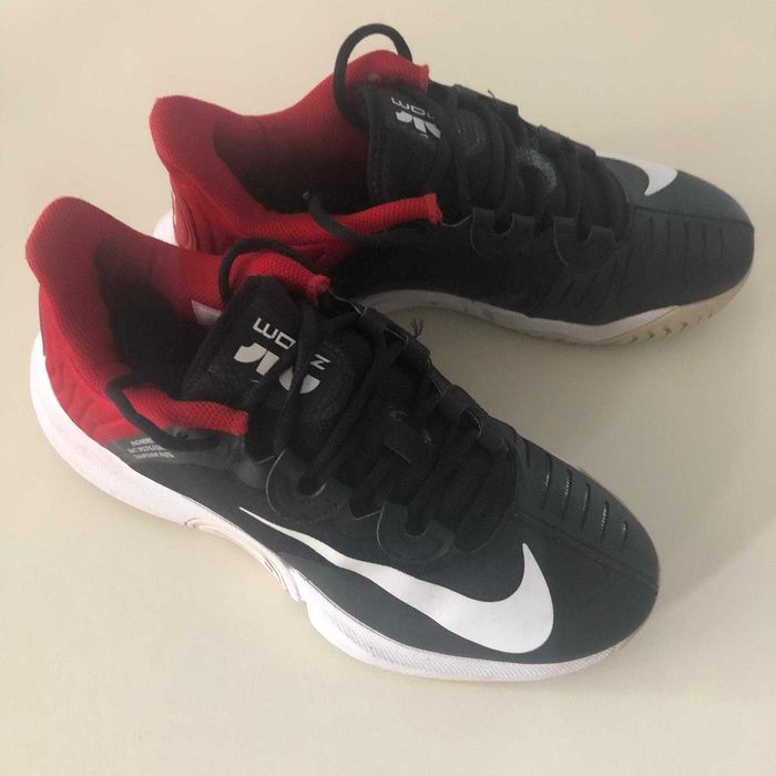 Pantofi sport Nike masura 40 negru barbati