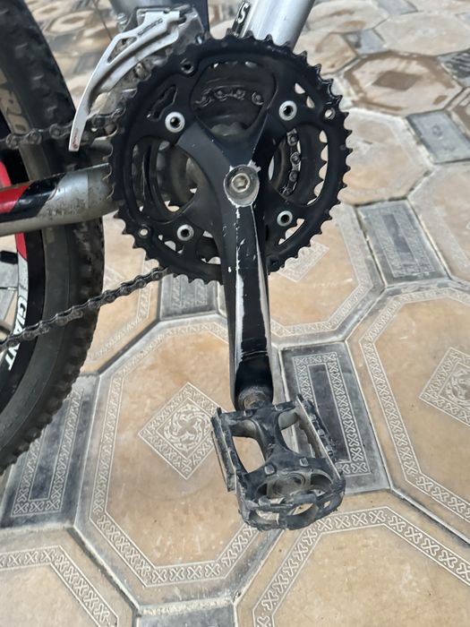 Велосипед. Giant revel.