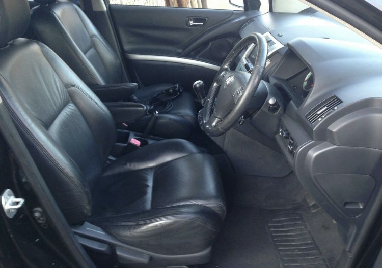 Тойота Корола Версо 2.2D4D 136кс. 2008г