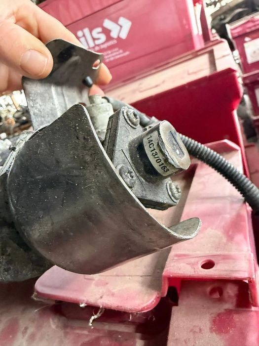 Racitor EGR cod: 28460-2F700 , Conducta EGR cod: 28450-27730 2.0 crdi D4HA Hyundai ix35 Kia