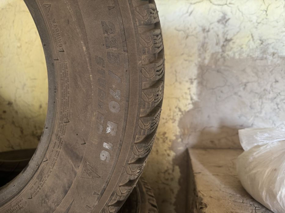 Зимние шины Michelin 225/70/16