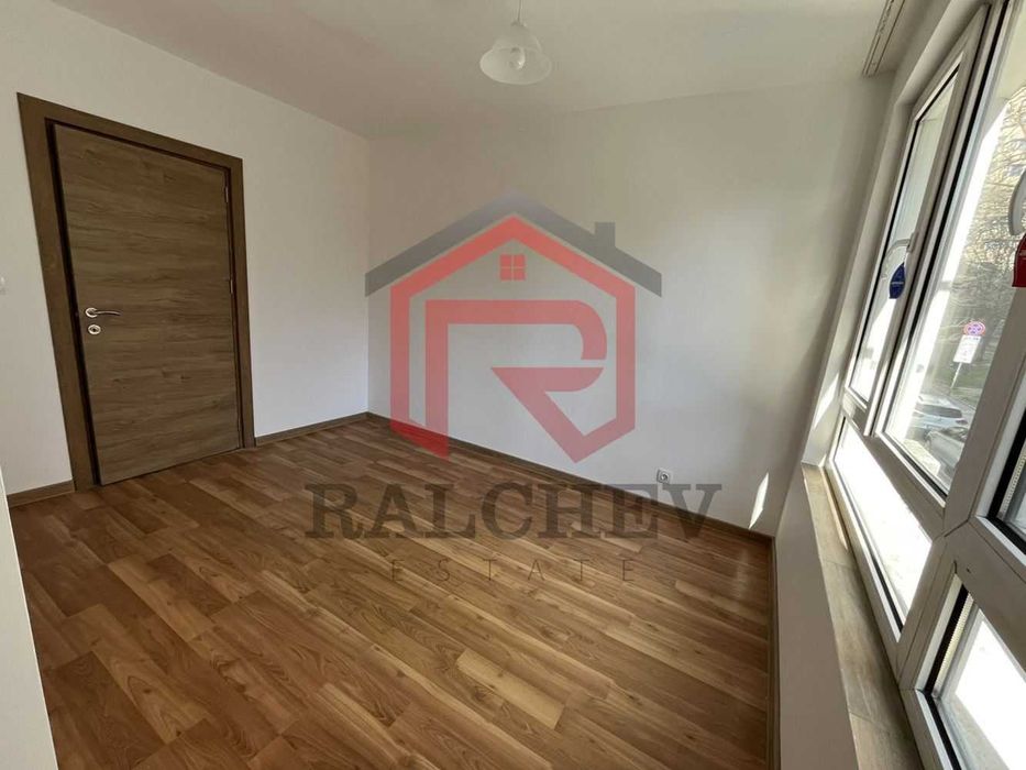 Дава се под наем Тристаен апартамент в Варна, Спортна зала - 65 кв.м за 518.67 € - Снимка #5