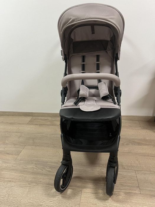 Бебешка количка Trig бежова