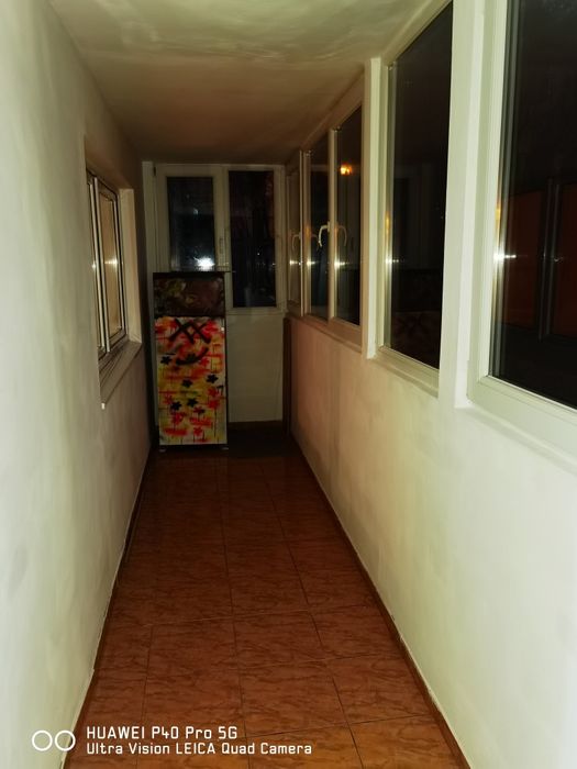 PF Închiriez apartament