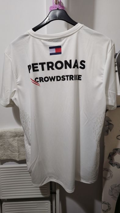 Тениски Мерцедес Ф1 (Amg f1 mercedes)