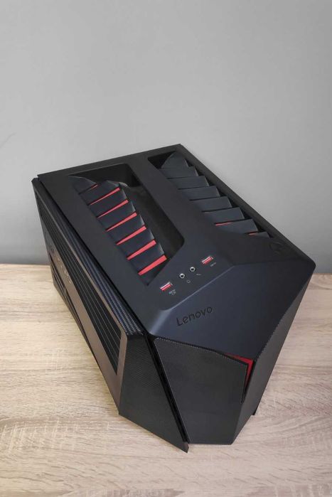 Геймърски компютър Lenovo Y710 + Win 11 Pro