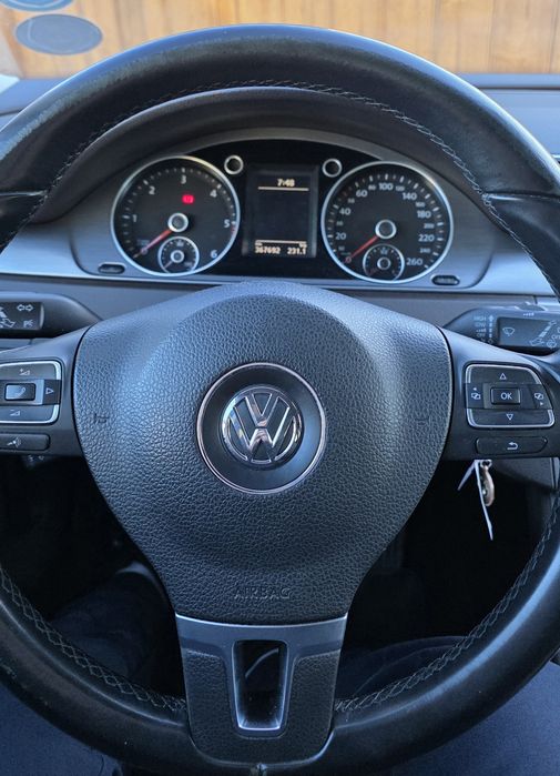 Vand VW Passat B7 2012