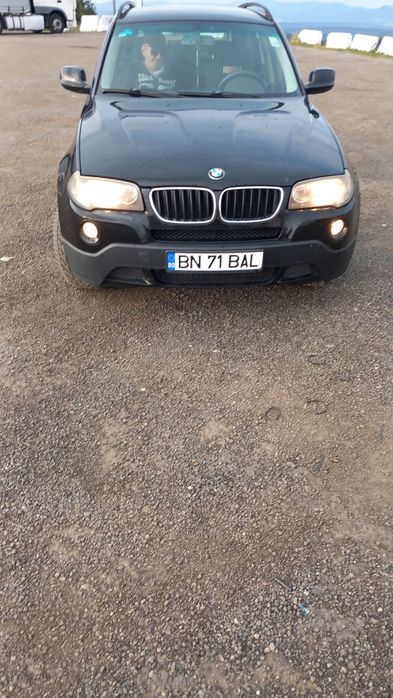 Vând BMW X3 2010
