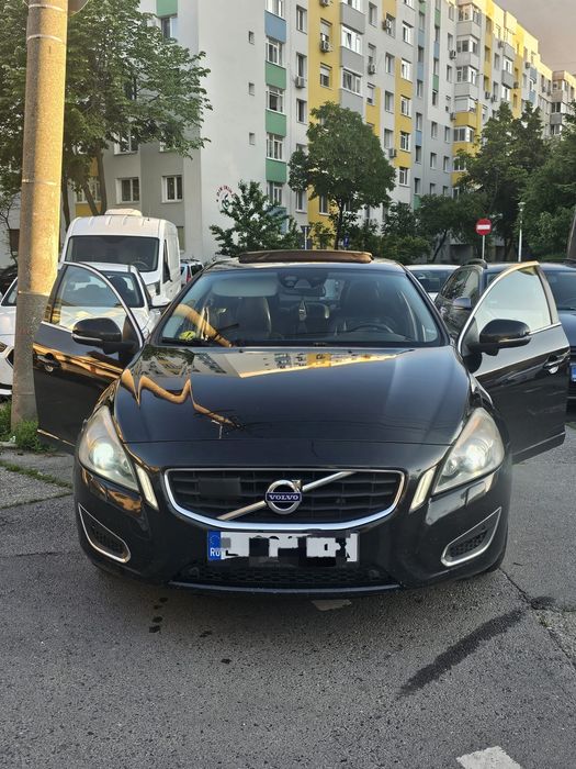 VOLVO S60 2011 — imagine 3