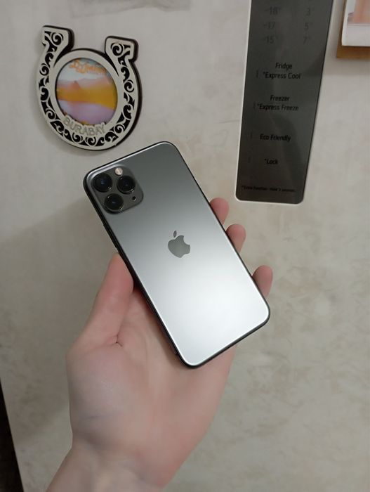 IPhone 11 Pro 256GB в идеале