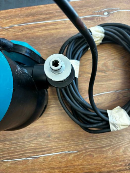 Потопяема помпа за мръсна и кална вода Makita PF1010 1100 W, воден стълб