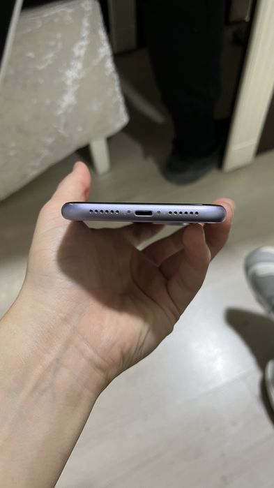 Продам iphone 11