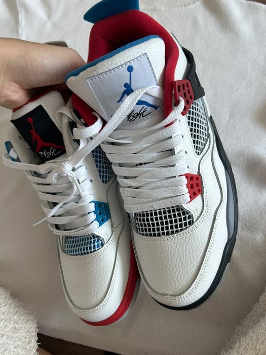 Крлссовки Nike Air Jordan 4
