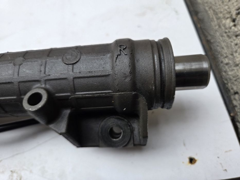 Хидравлична рейка за BMW E39