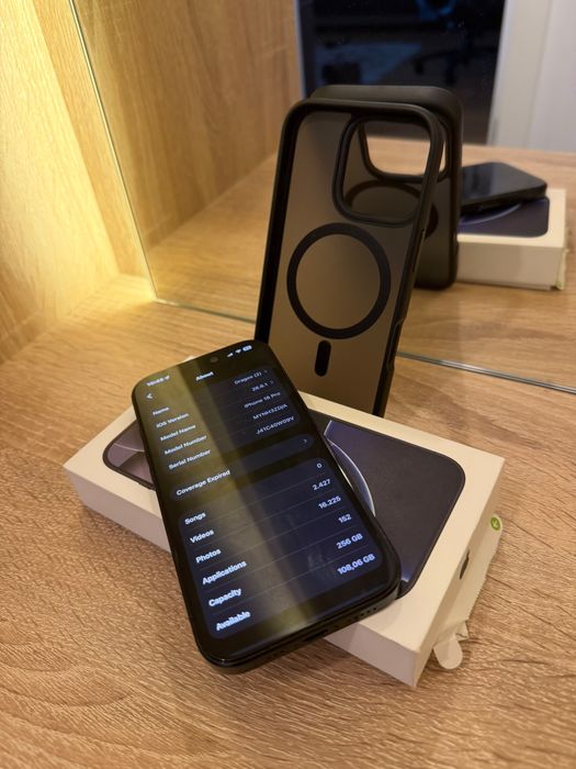 iPhone 16 Pro 256GB Black Titanium - folie + husa, cutie originala