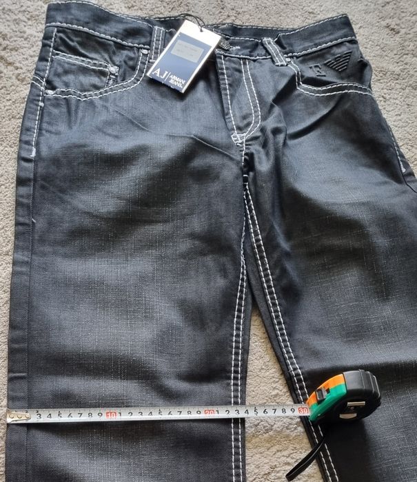 Armani noi! Logo metalic!