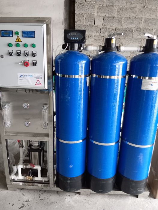 Osmos filtrlar/фильтры осмоса
fil'try osmosa