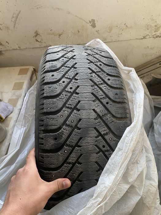 Зимние шины 255/55R19