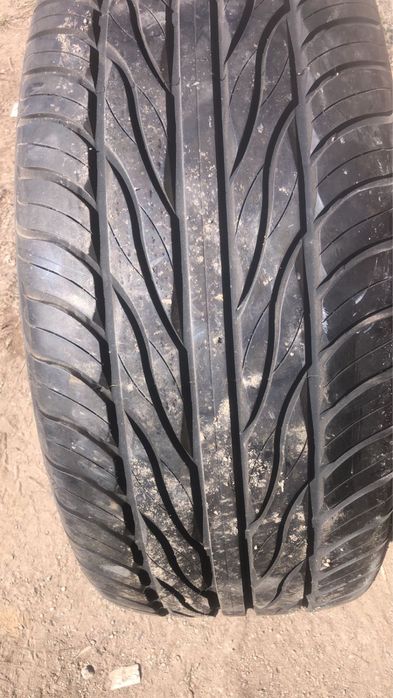 1 баллон maxxis 285/50/20