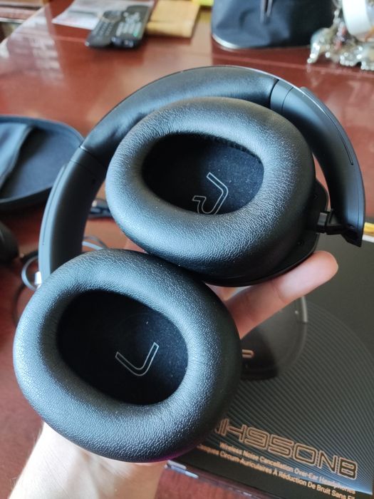 Продам наушники EDIFIER WH950NB