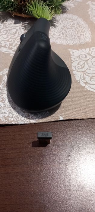 Mouse ergonomic LOGITECH