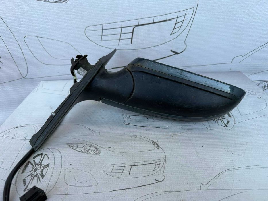Oglindă Retrovizoare Dreaptă Electrică 6 Pini Audi A4 S4 B8 8K 8K2857410D / 857410D 2009 / [2008-2015] / (5A3)
