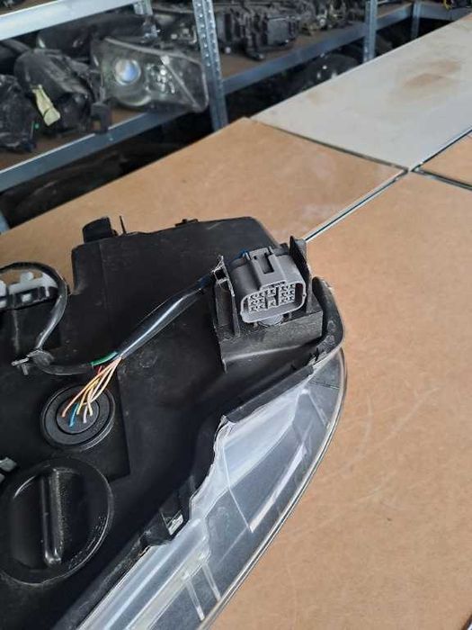 Far dreapta Mazda CX-3 full led an 2016-2019 cod D10E51030