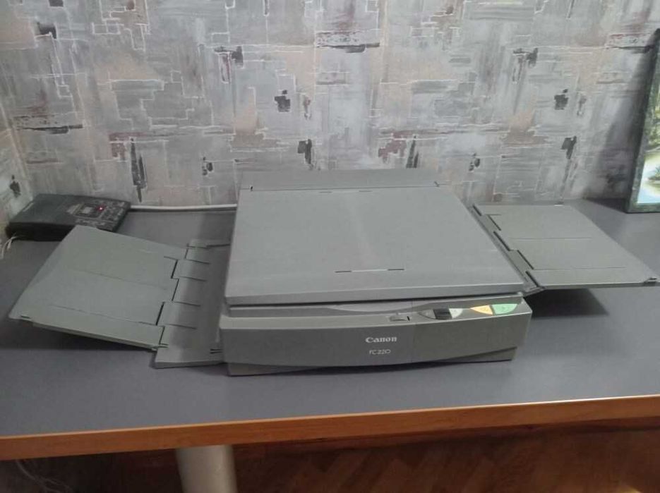 ксерокс canon  FC 220
