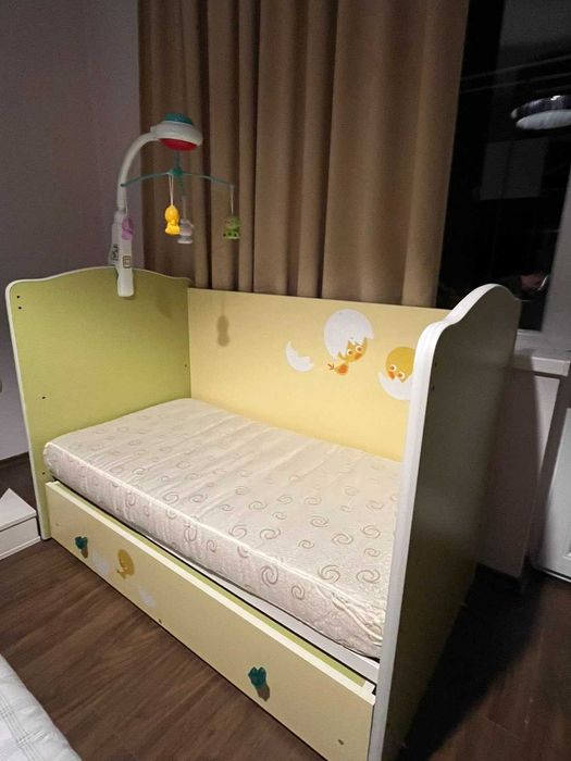 Бебешко легло с матрак+ подарък музикална играчка