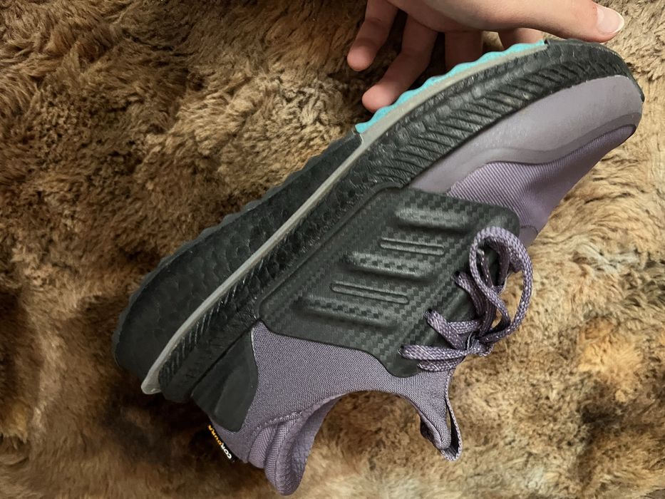 Adidasi de la adidas