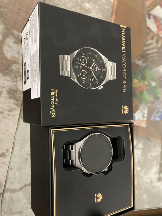 Часовник huawei в прекрасно състояние !