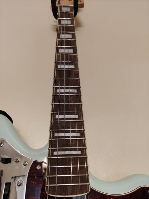 Chitari electrice PRS SE Paul's Guitar, Squier CV 70s Jaguar si Steinberger Spirit GT-Pro