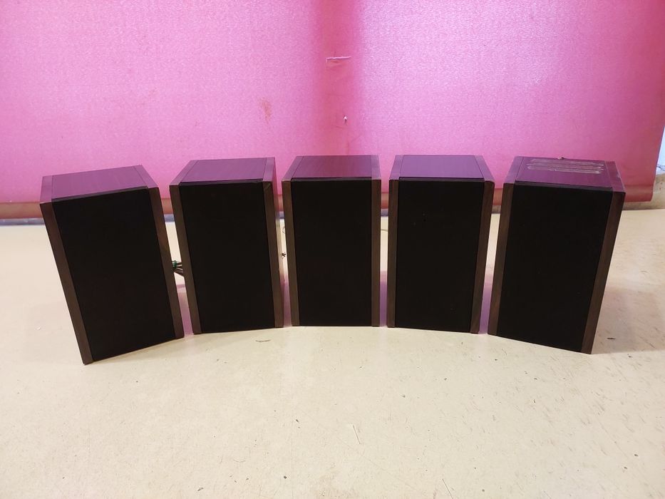 5 sateliți audio Easy Touch. Perfect funcționali.