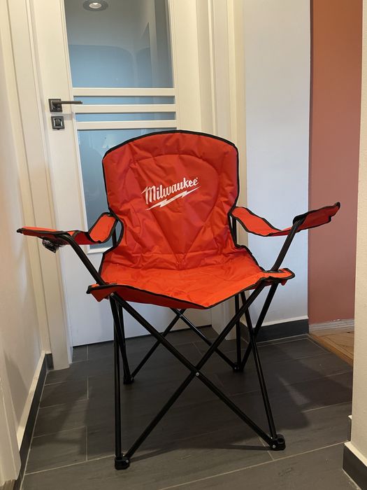 Scaun de pescuit Milwaukee