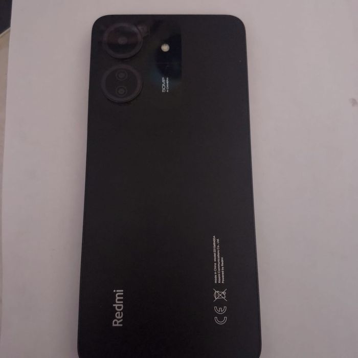 Продам смартфон в хорошем состоянии Редми 13С