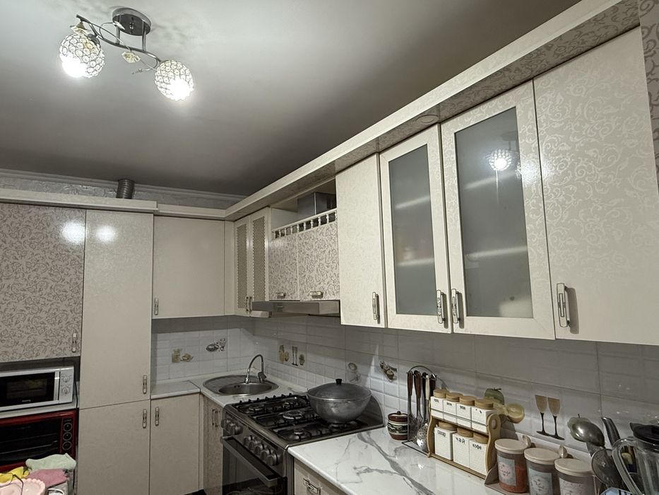 Продам кухонный гарнитур