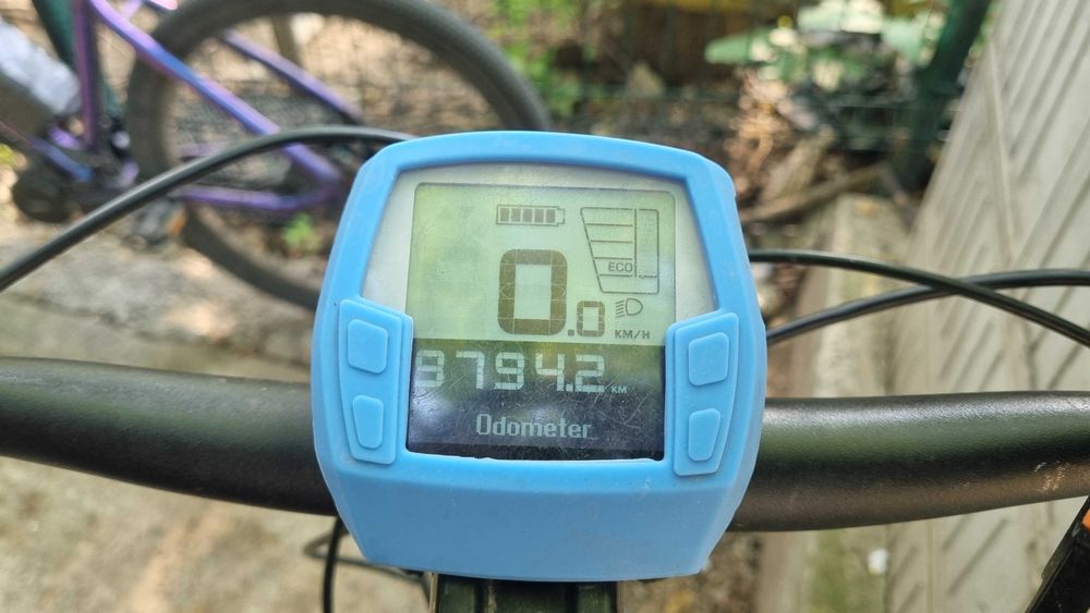 Bicicleta Electrica Trek Disctrict 6+ cu motor Bosch Active Line Plus