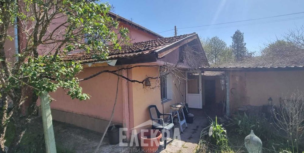 Продава се Къща в Варна, Център - 140 кв.м за 328 €/кв.м - Снимка #12