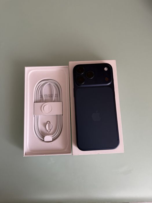 Iphone 17 pro max deep blue синий , 512 gb