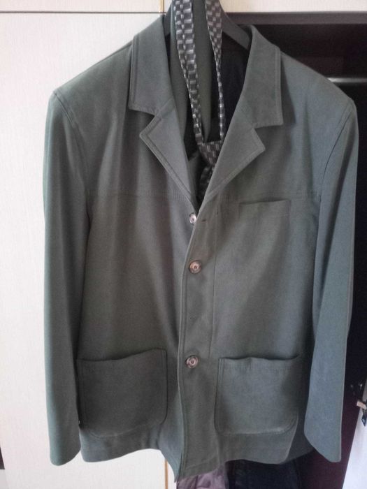 продавам мъжко сако