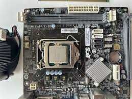 комплект материнская плата H61+i3 3220+4г ддр3