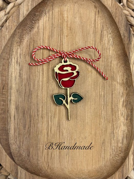 Дървени ръчно изработени мартеници