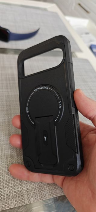 Продавам калъфи за Google pixel 10 pro xl