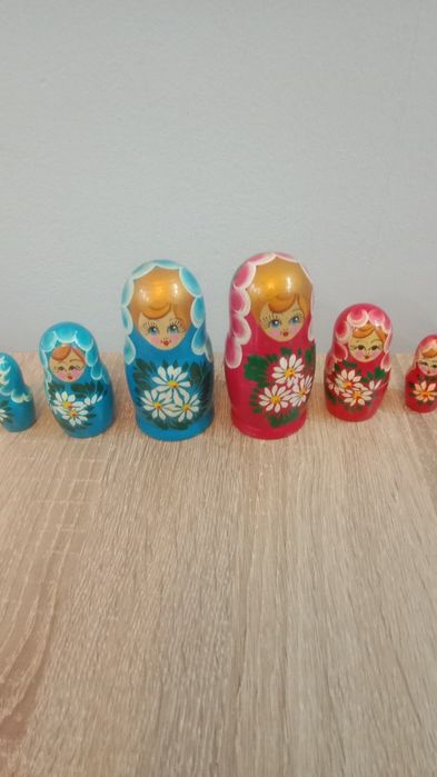 Матрёшка советская, состоит из 3 кукол